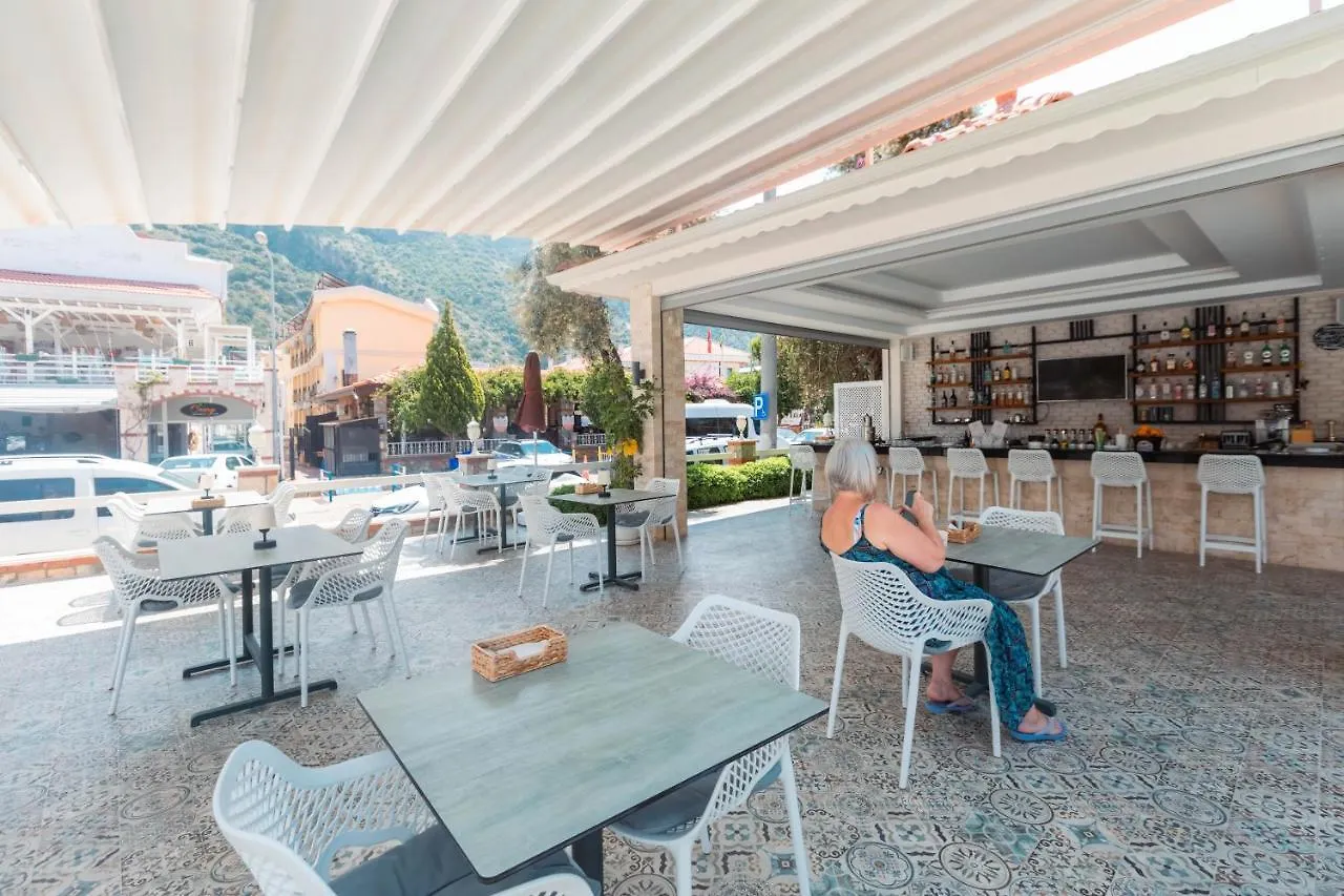 Bronze Hotel Oludeniz Bed & Breakfast